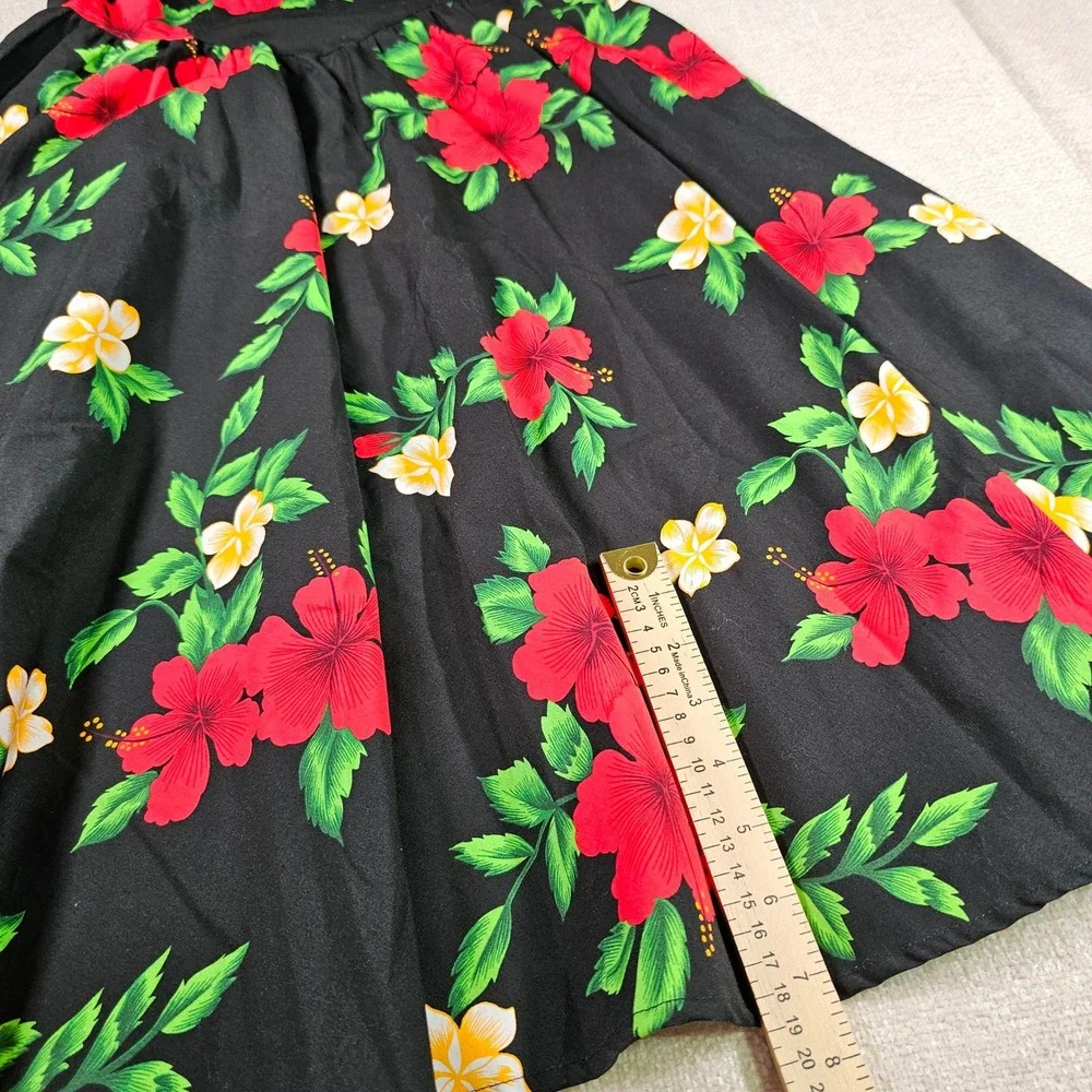 Vintage Royal Creations Hawaiian Dress‎ Black Red Hibiscus Floral Midi Smocked M